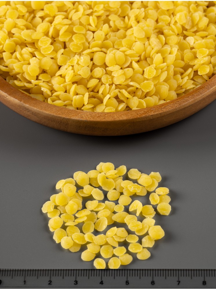 Yellow Beeswax Pellets – 100% Natural, Perfect for Cosmetics and Candles